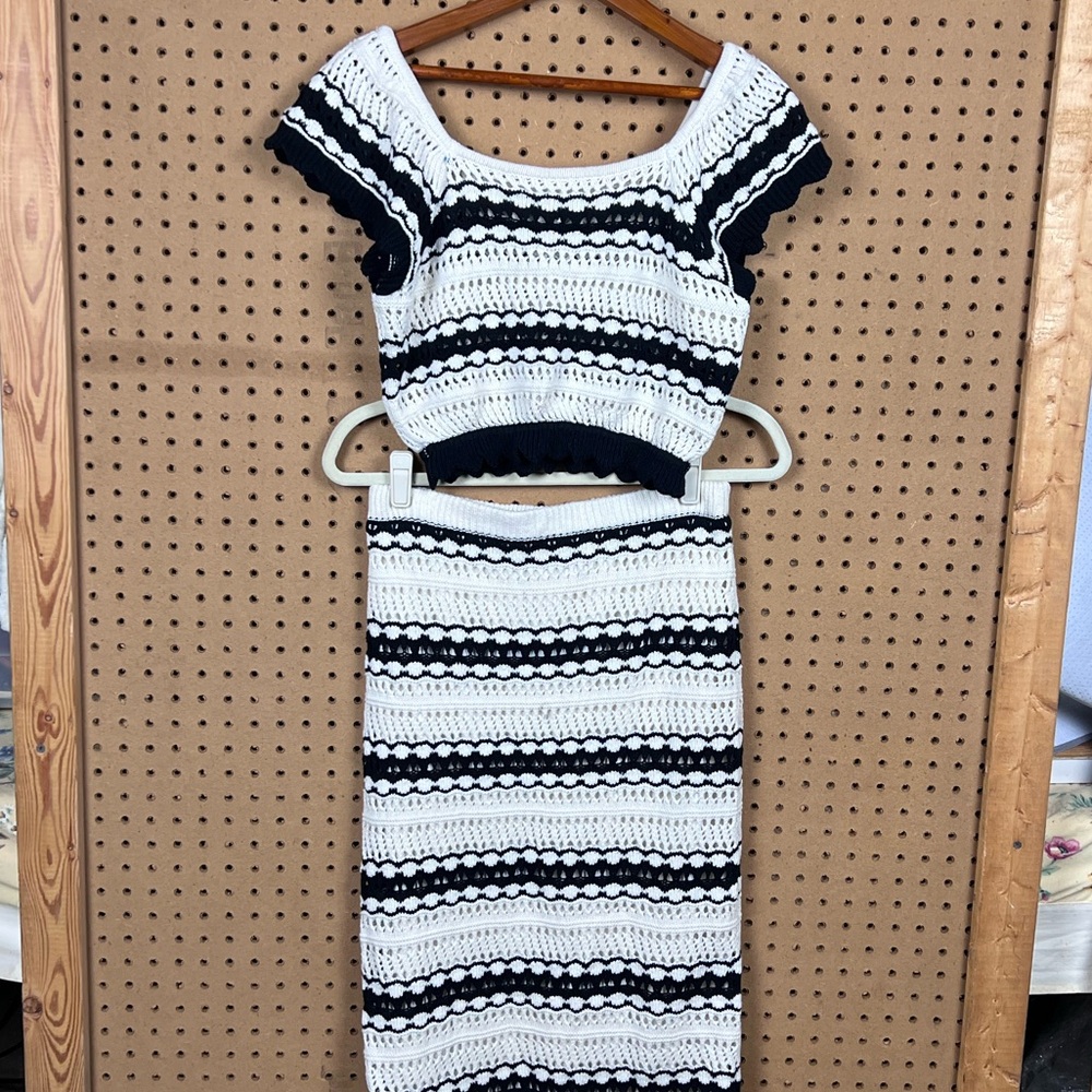 Freshman 1996 Crochet Slim Maxi Skirt and Crop Tank Striped Set Size Medium - Picture 3 of 13